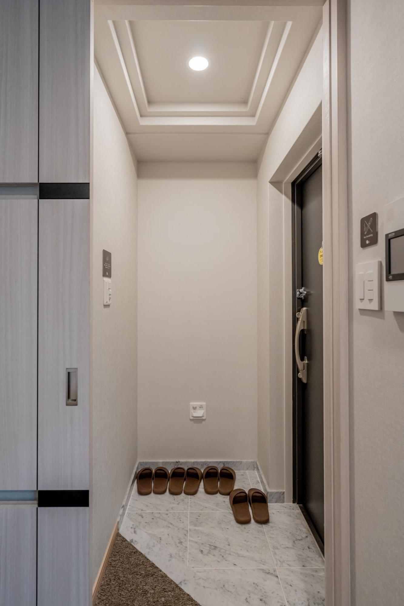 Apartment Hotel 11 Shinsaibashi 오사카 외부 사진